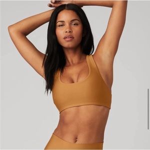 Alo airlift advantage racerback bra